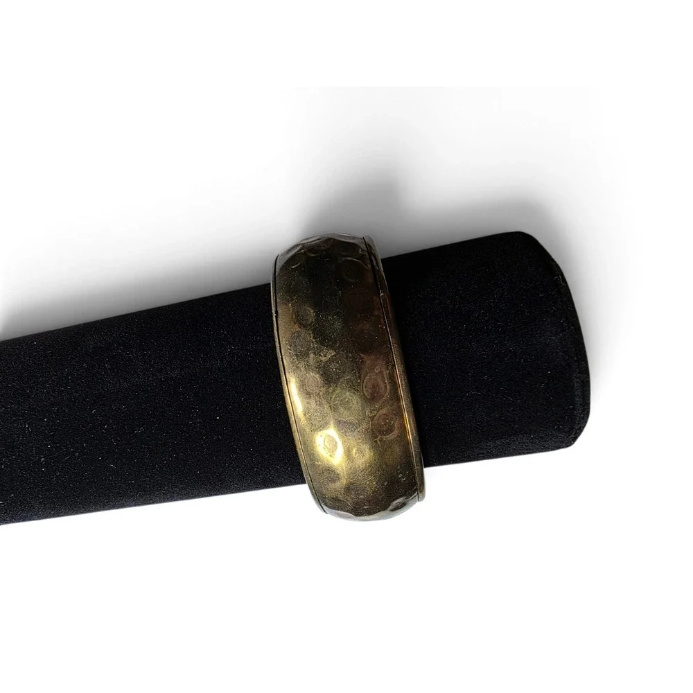 Vintage Wide Brass Tone Bangle Bracelet Hammered Texture Boho Bohemian Chunky - Picture 2 of 4